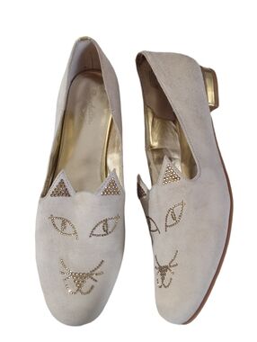 Seychelles Cream Suede Cat Loafers Women's Size 9.5